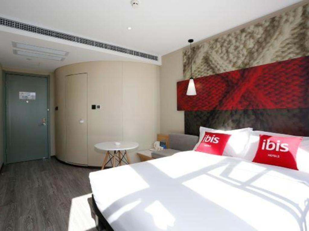 Готель Ibis Kunming Beijing Rd Екстер'єр фото