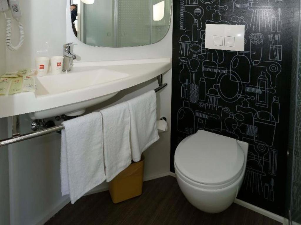 Готель Ibis Kunming Beijing Rd Екстер'єр фото